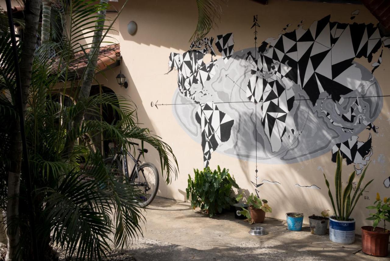 The Corner Hostel 普拉亚布兰卡 外观 照片